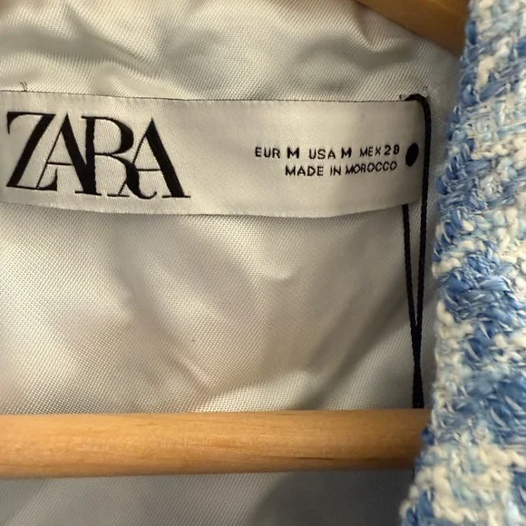 Zara Blue & Cream Houndstooth Cropped Vest and High-Waist Shorts Set - Picture 4 of 6